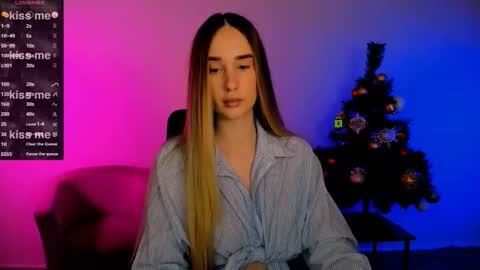 _kellykitten_ online show from 12-17-25, 09:59