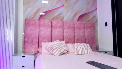 Kendall online show from 02-12-26, 12:00