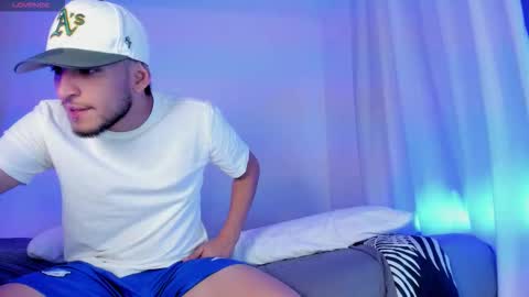    online show from 12-04-25, 06:23