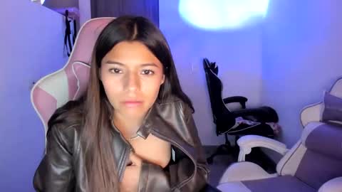 Snapshot of _khloe_sweet chatting on 09-18-25, 12:23 khloe sweet online show from 09-18-25, 12:23