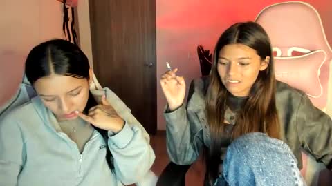 Snapshot of _khloe_sweet chatting on 09-20-25, 12:00 khloe sweet online show from 09-20-25, 12:00