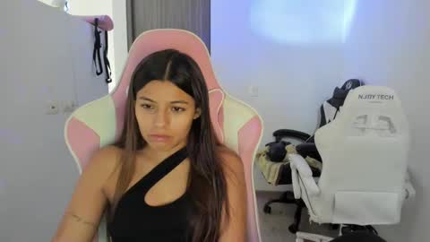 Snapshot of _khloe_sweet chatting on 09-23-25, 05:38 khloe sweet online show from 09-23-25, 05:38