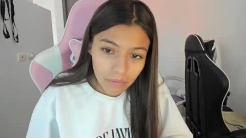 Snapshot of _khloe_sweet chatting on 10-08-25, 06:05 khloe sweet online show from 10-08-25, 06:05