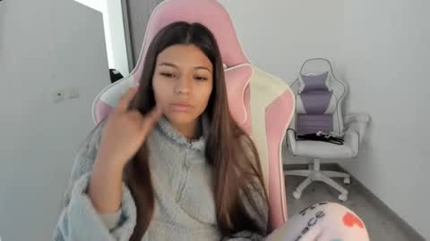 Snapshot of _khloe_sweet chatting on 10-29-25, 01:13 khloe sweet online show from 10-29-25, 01:13