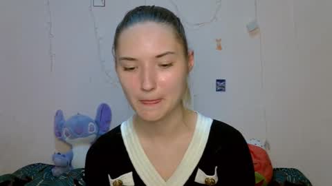 Snapshot of _kikiclark_ chatting on 09-15-25, 09:04 _kikiclark_ online show from 09-15-25, 09:04