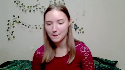 Snapshot of _kikiclark_ chatting on 11-29-25, 09:29 _kikiclark_ online show from 11-29-25, 09:29