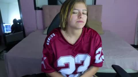 _kitten_1 online show from 04-14-26, 11:55