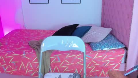  koriinn  online show from 12-13-24, 07:53