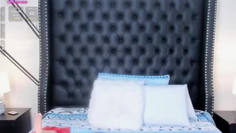 Snapshot of _krystal_cambell chatting on 09-25-25, 08:23 _krystal_cambell online show from 09-25-25, 08:23