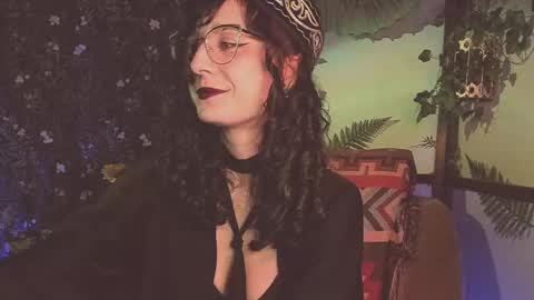 Lady Luna online show from 02-26-25, 12:16