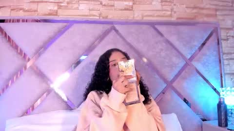 Snapshot of _lanna_jhonson_ chatting on 10-24-25, 10:55 Lanna online show from 10-24-25, 10:55