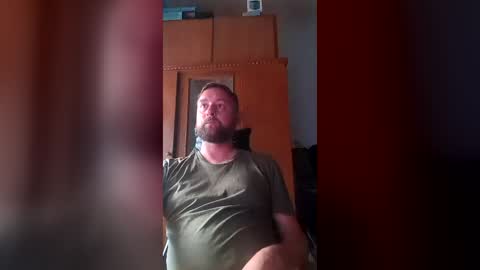 Snapshot of _lastjedi_ chatting on 07-15-26, 12:43 OBI-WAN online show from 07-15-26, 12:43