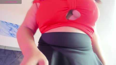 Lauralove online show from 03-04-25, 07:11