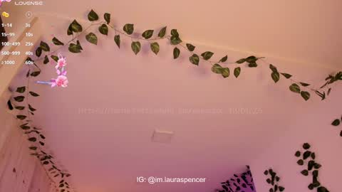 Laura online show from 01-19-25, 11:53