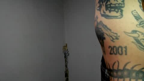 Snapshot of _layne chatting on 11-25-25, 08:03 Layne online show from 11-25-25, 08:03