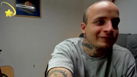 Layne online show from 05-22-26, 11:49