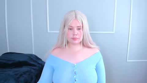 leana online show from 11-16-25, 06:13