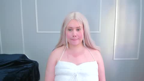 leana online show from 11-27-25, 01:13