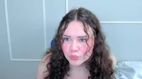 Snapshot of _leana_oo chatting on 05-26-26, 05:09 leana online show from 05-26-26, 05:09