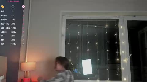 leksi online show from 12-24-24, 10:39