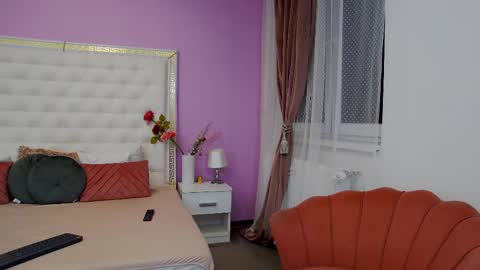 Lena Paul online show from 02-10-25, 05:14