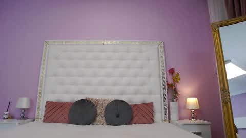 Lena Paul online show from 12-23-25, 04:10