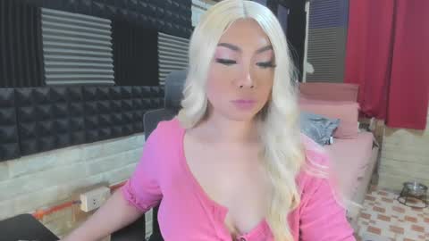 lexie online show from 01-06-25, 04:26