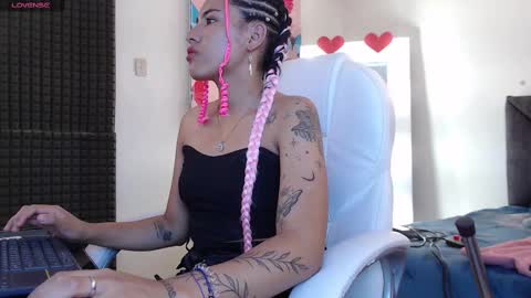 Lili  online show from 03-02-25, 08:50