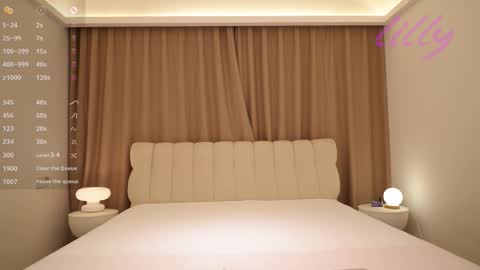 _lillilly_ online show from 10-07-25, 06:10