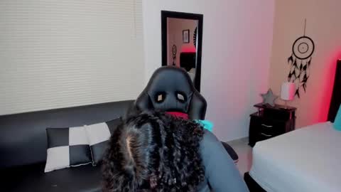 Liily online show from 02-28-26, 04:13