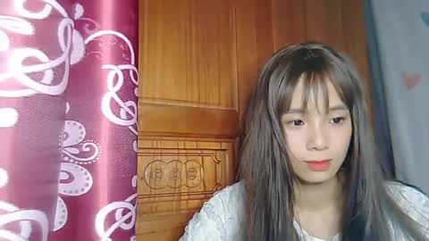 _lily0_ online show from 07-26-26, 11:33