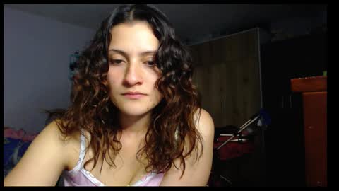 Lindasy online show from 09-29-25, 03:33