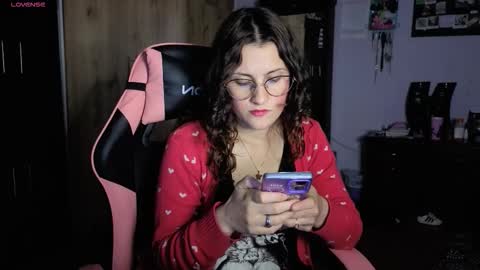 Lindasy online show from 03-17-26, 03:22