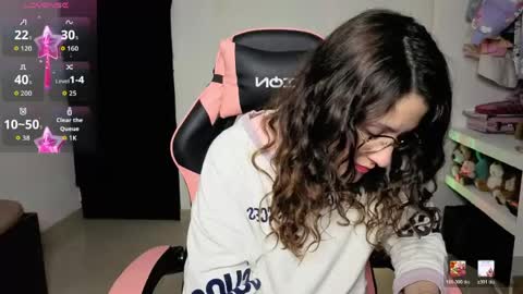 Lindasy online show from 04-22-26, 03:31