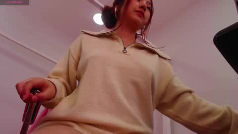   linrose   online show from 02-21-26, 06:42