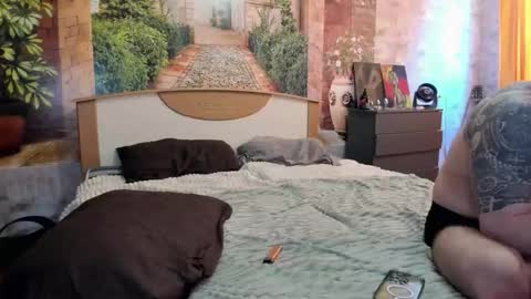 _litteangie_ online show from 02-14-26, 02:41