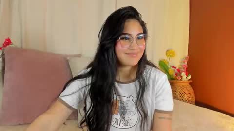 Ivy 3 online show from 11-11-25, 07:36