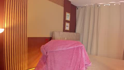 Ivy 3 online show from 03-19-26, 07:07