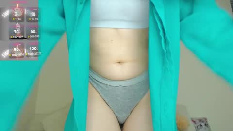 Snapshot of _little_misss chatting on 01-23-25, 07:32 Mila  online show from 01-23-25, 07:32