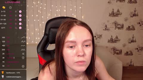  My name is lina Lush is activePrivate is Open online show from 12-24-24, 08:55