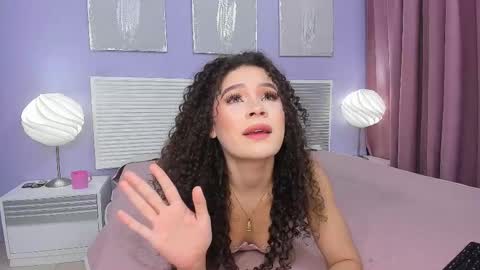 Snapshot of _littlelia chatting on 02-17-26, 03:19 Anna online show from 02-17-26, 03:19