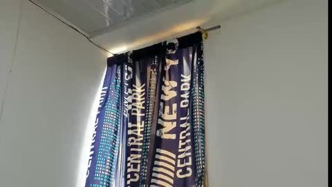 _logan_colton_ online show from 11-18-25, 05:39