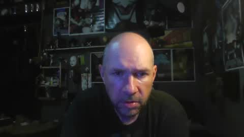 That guy online show from 10-03-25, 06:38