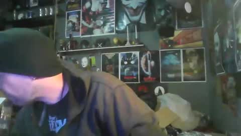 That guy online show from 11-01-25, 06:32