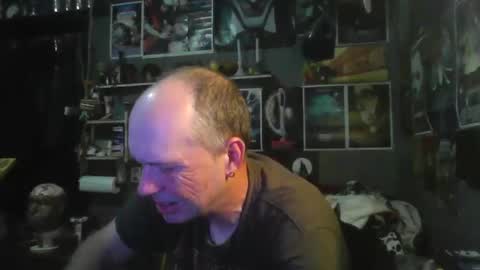 That guy online show from 11-06-25, 08:32