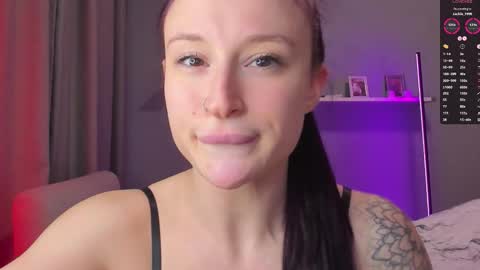 Snapshot of _lorra chatting on 01-14-26, 06:13 _lorra online show from 01-14-26, 06:13