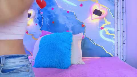 Snapshot of _lorrayne_ chatting on 02-28-26, 12:06 Lorrayne online show from 02-28-26, 12:06