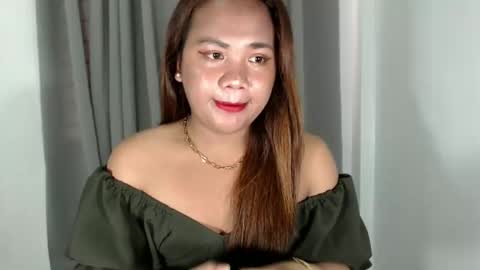 Snapshot of _lovelyyan69_ chatting on 03-06-25, 07:36 _lovelyyan69_ online show from 03-06-25, 07:36