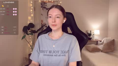 Snapshot of _lucky13__ chatting on 03-05-26, 03:08 Valerie or just Lera online show from 03-05-26, 03:08