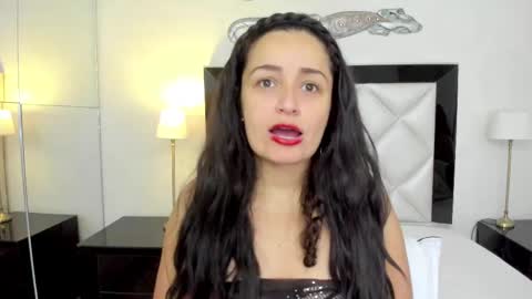  luna  sweet  online show from 02-17-25, 03:36